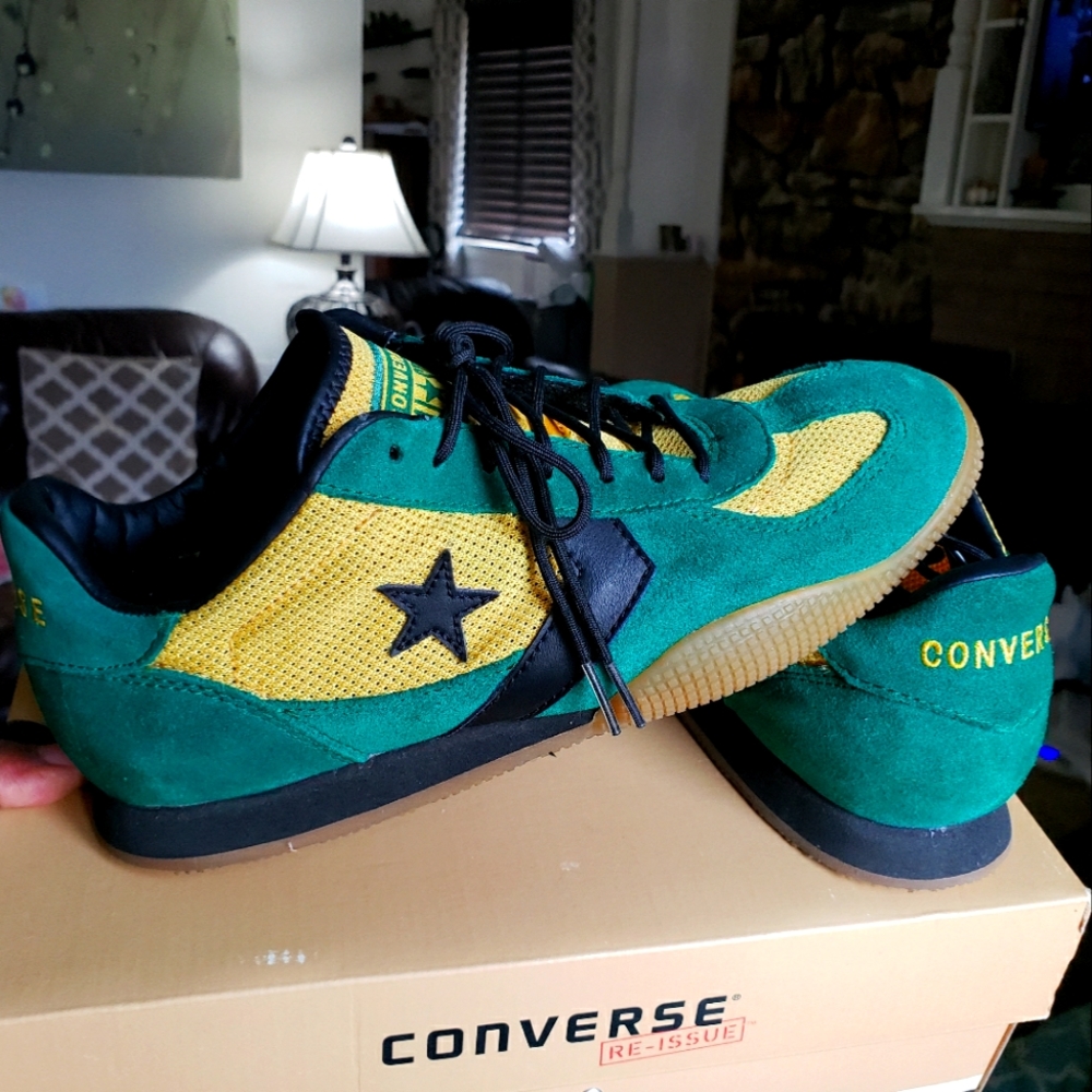 SALE Converse Fashion Sneakers 8.5